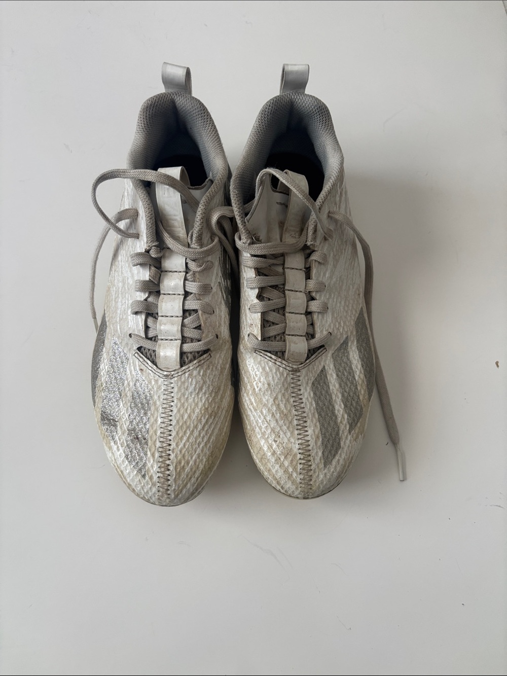 Adidas Football size 6 Lightweight Athletic Shoes in Light Gray